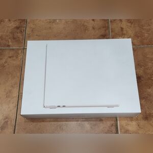 MacBook Air 13-inch Empty Box